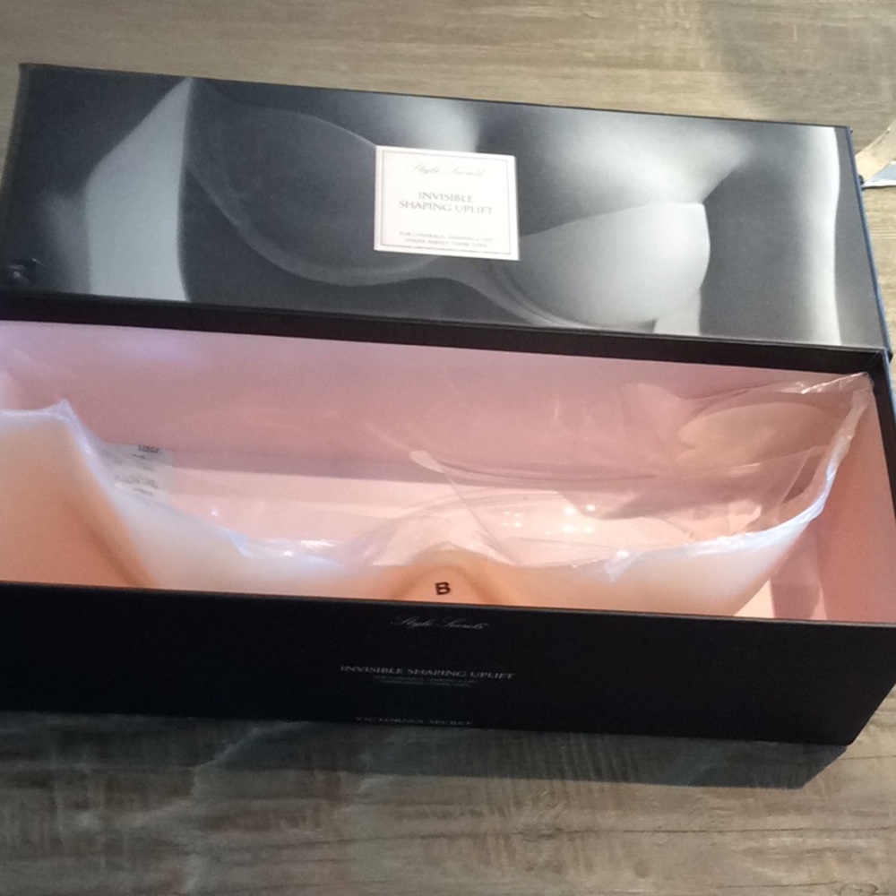 Invisible shaping uplift bra